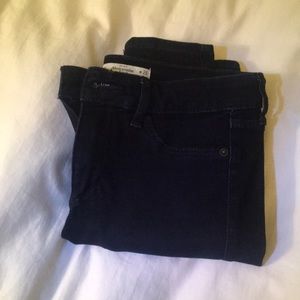 A&F jeggings in 2R
